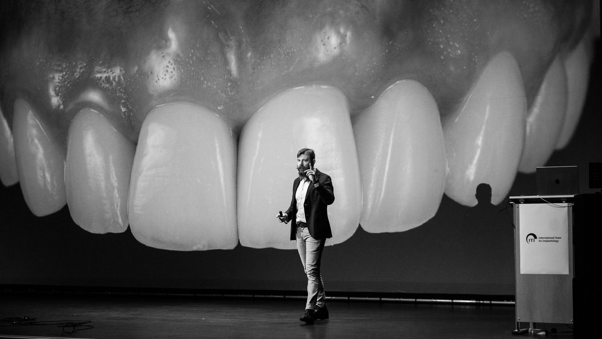 Ricardo Kern megagen